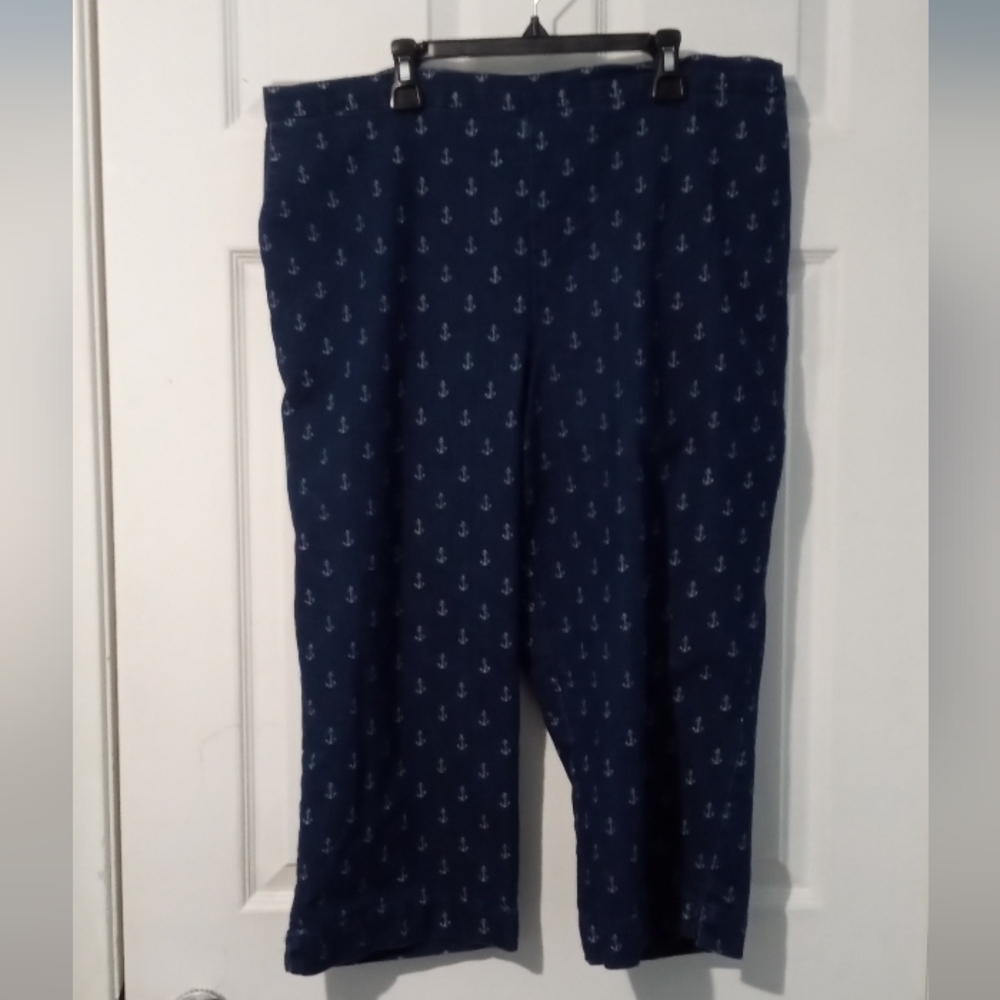 Alfred Dunner Navy Blue Anchor Print Capris